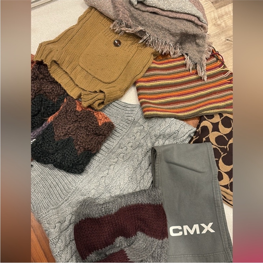 Warm scarves